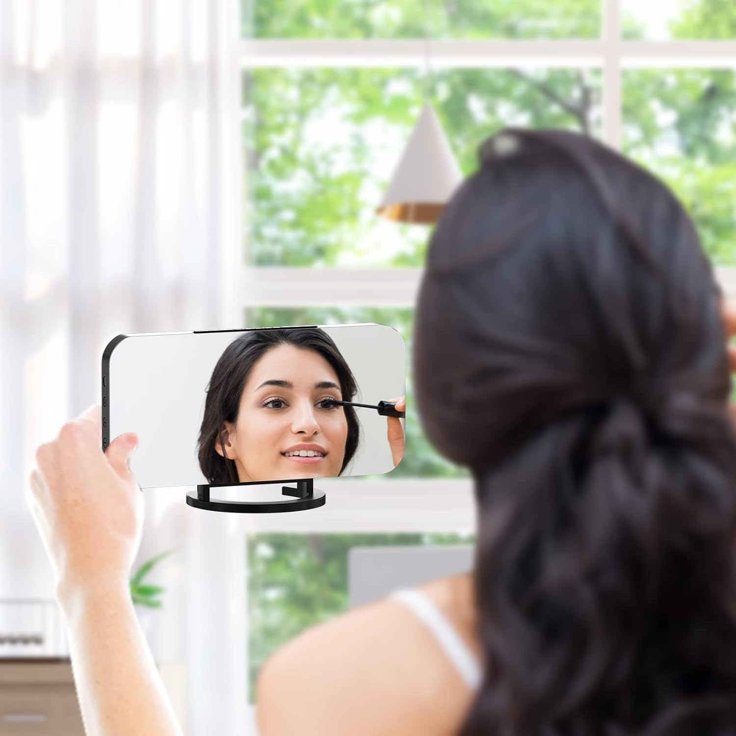 WulaWindy Digital Alarm Clock with USB Charger and Large Mirror