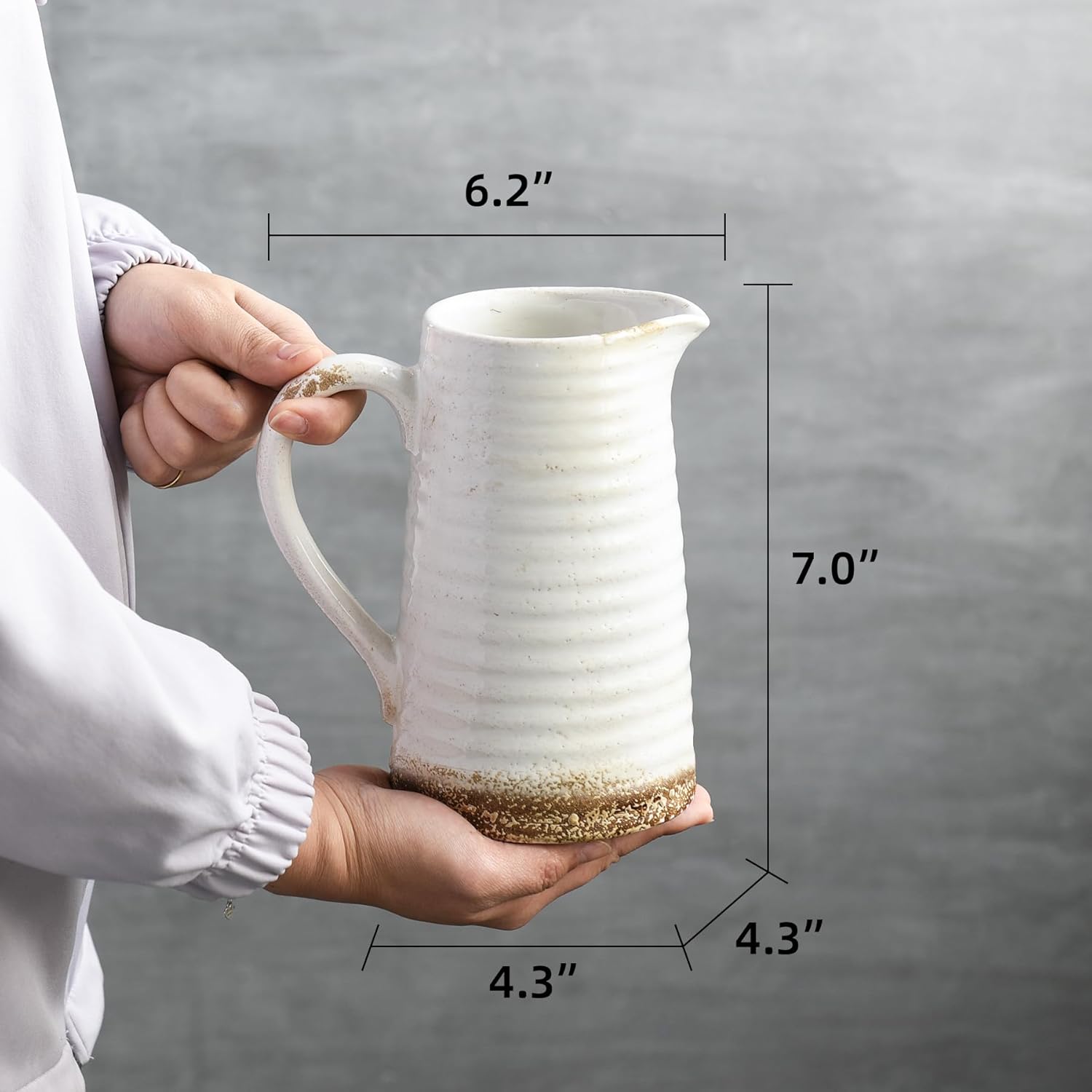 Quoowiit Ceramic Rustic Vase with Handle