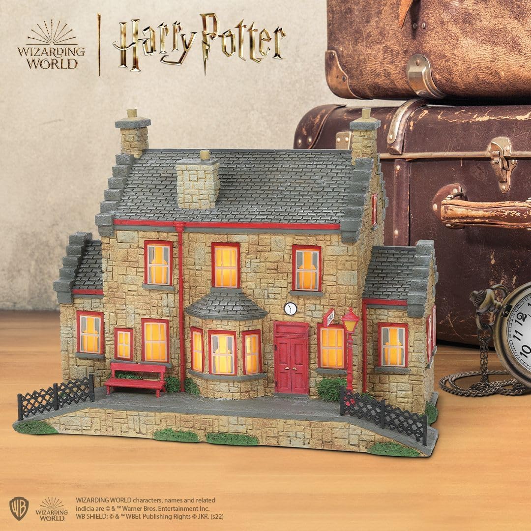 Department 56 Harry Potter Hogsmeade Station Light Building 7 Inch